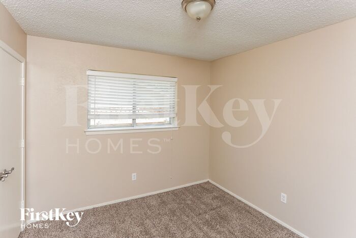 Building Photo - 3501 Palomino Dr