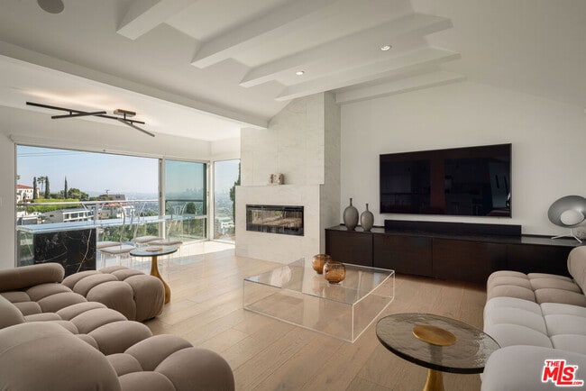 Building Photo - 1430 Miller Dr