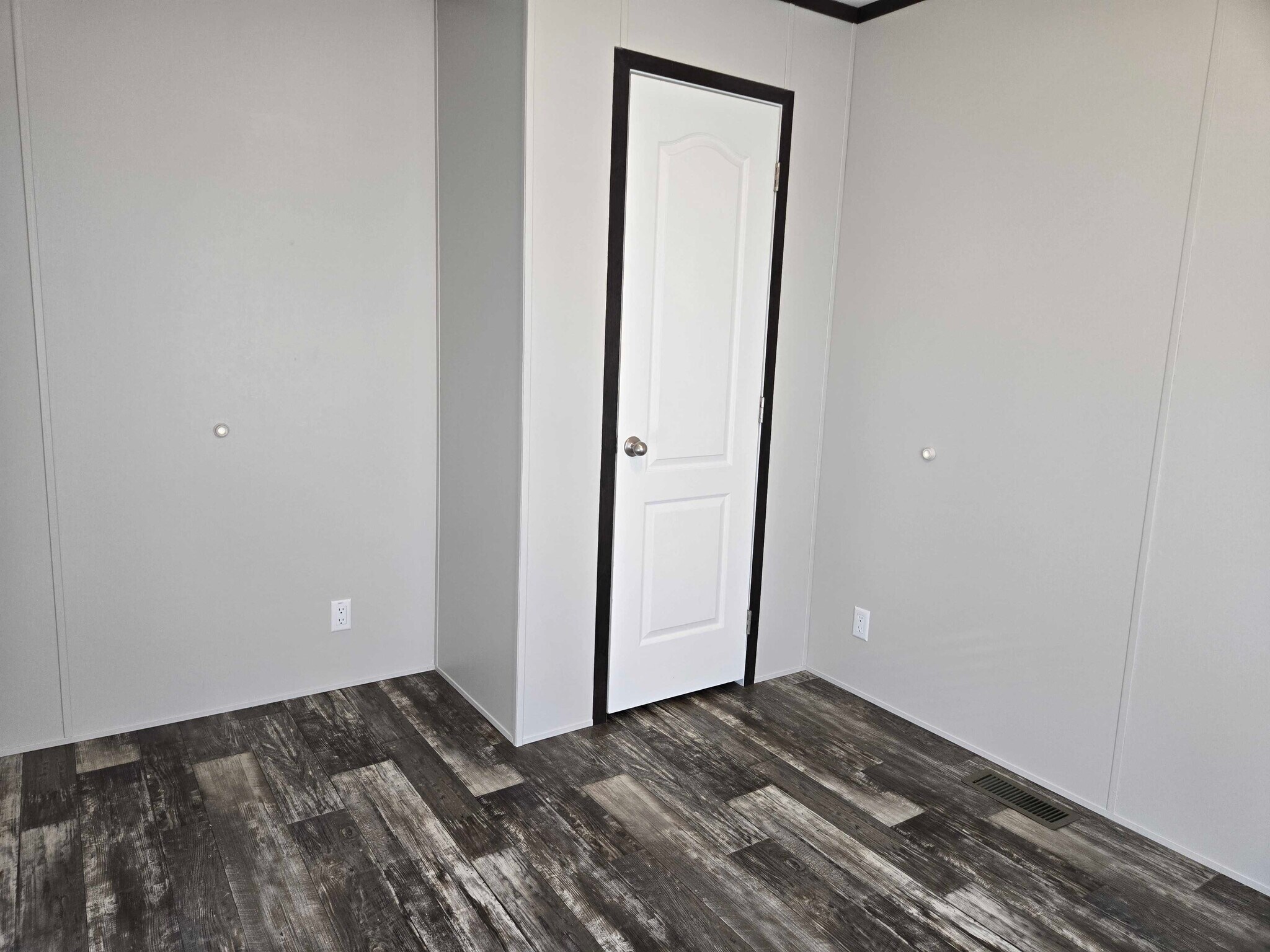 Building Photo - 3510 N 9th St