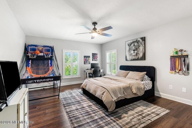 Building Photo - 1175 Eagle Point Dr