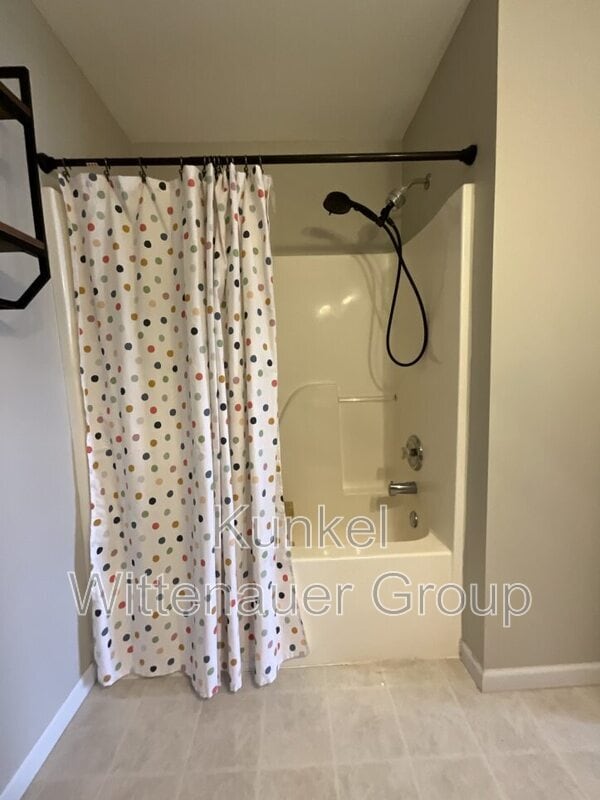 Building Photo - 2833 Smokehouse Way