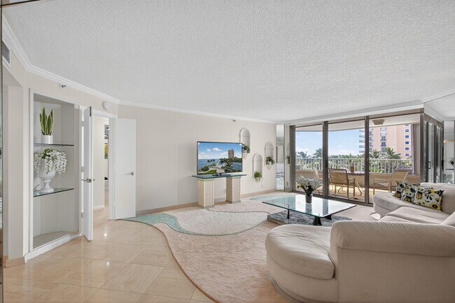 Building Photo - 5200 N Ocean Dr