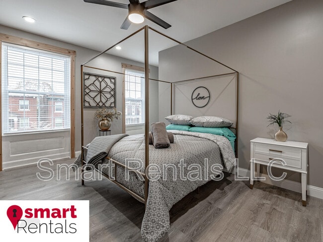 Building Photo - 3851 McRee Ave