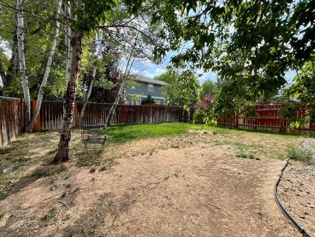 Building Photo - Single Family Home in Silt for Rent