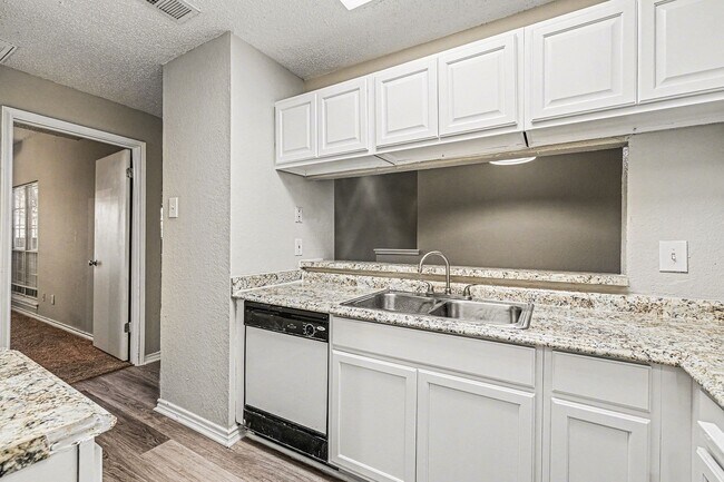 Building Photo - 3607 W Northgate Dr