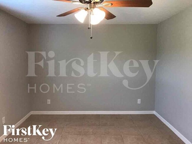 Building Photo - 12177 Helios Ave