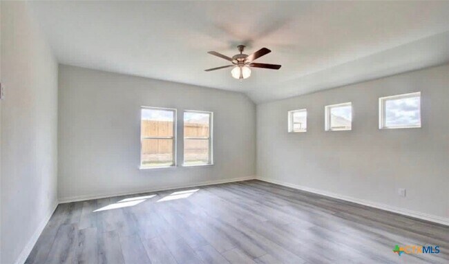 Building Photo - 1636 Seekat Dr