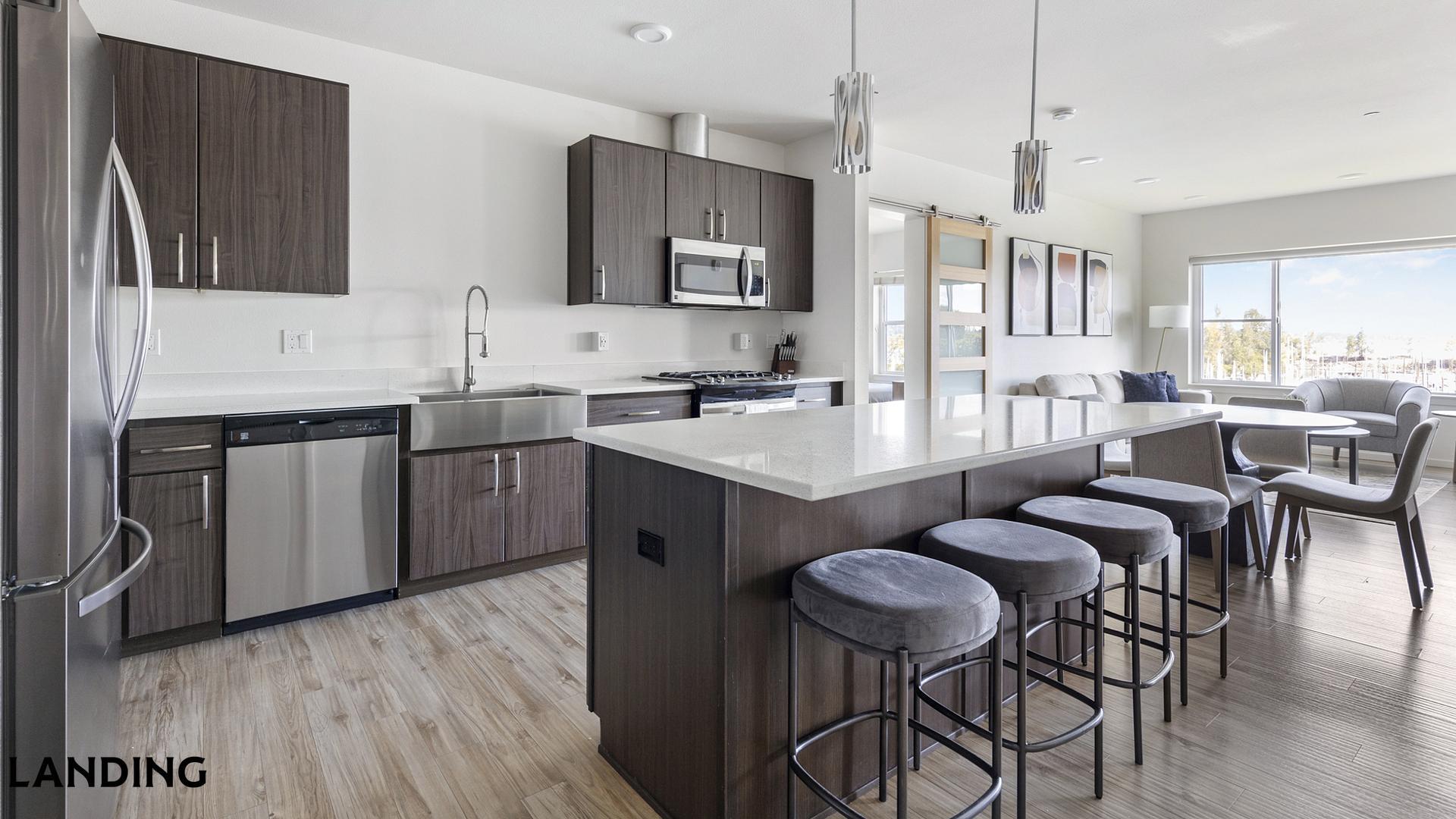 Building Photo - 11505 NE Yacht Harbor Dr