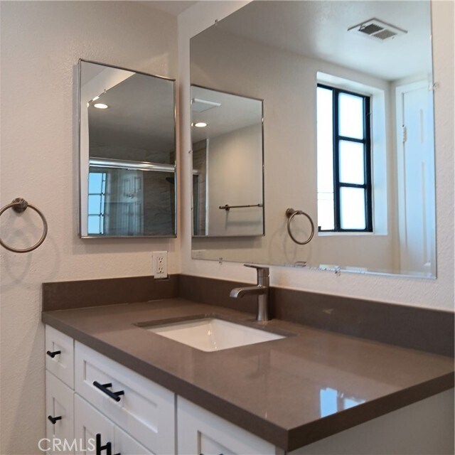 Building Photo - 1419 W 179th St
