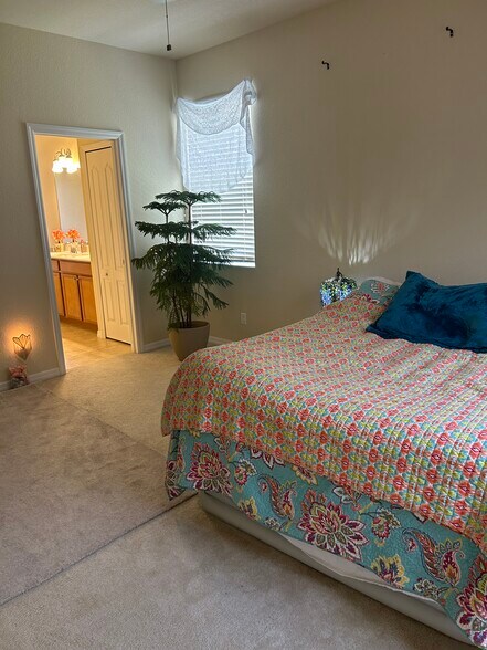 Building Photo - 11707 Breadfruit Ln