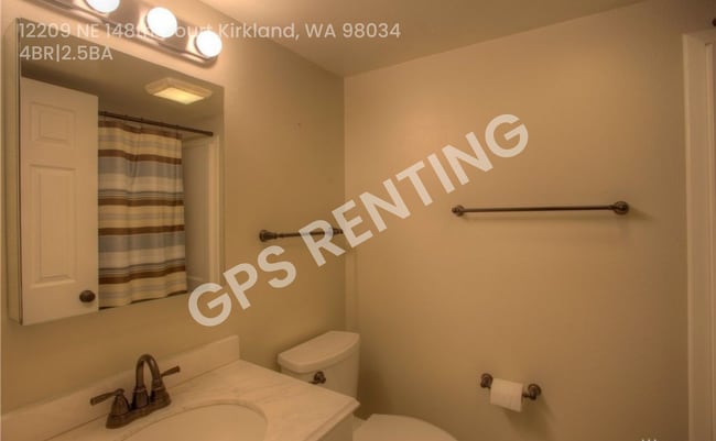 Building Photo - 12209 NE 148th Ct