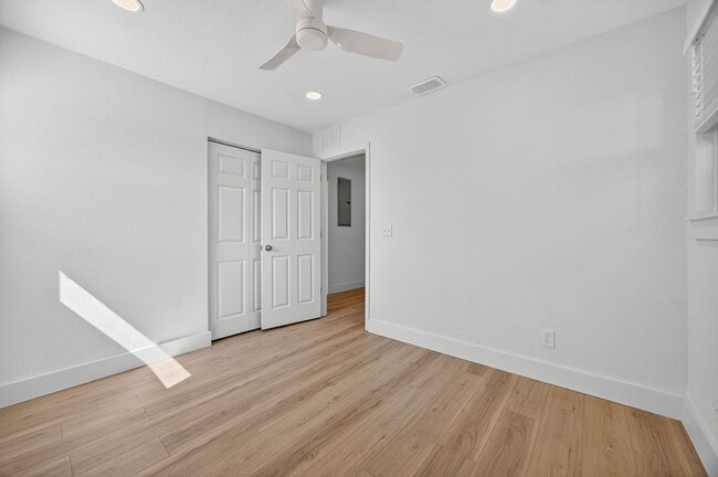 Building Photo - Completely Remodeled 3-Bedroom Home in Atl...