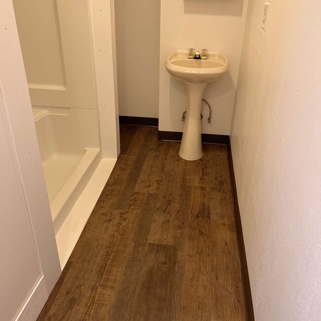 Building Photo - 2721 Meadowlark Ave