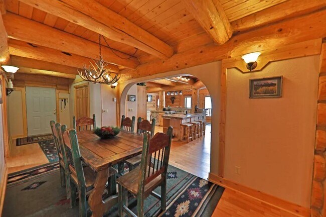 Building Photo - 72 Spruce Dr