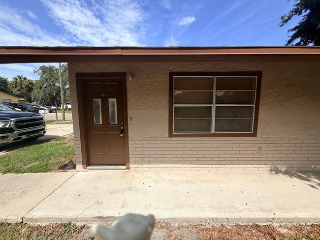 Building Photo - 5743 Elm St