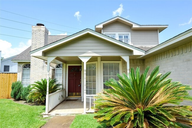 Building Photo - 3202 Kempwood Dr