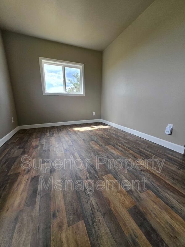 Building Photo - 3656 Interstate 80 Service Rd