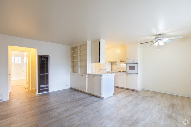 1BR, 1BA - One Bedroom - Tamarack Gardens