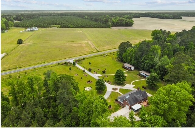 Building Photo - 2104 Las Flores Ln