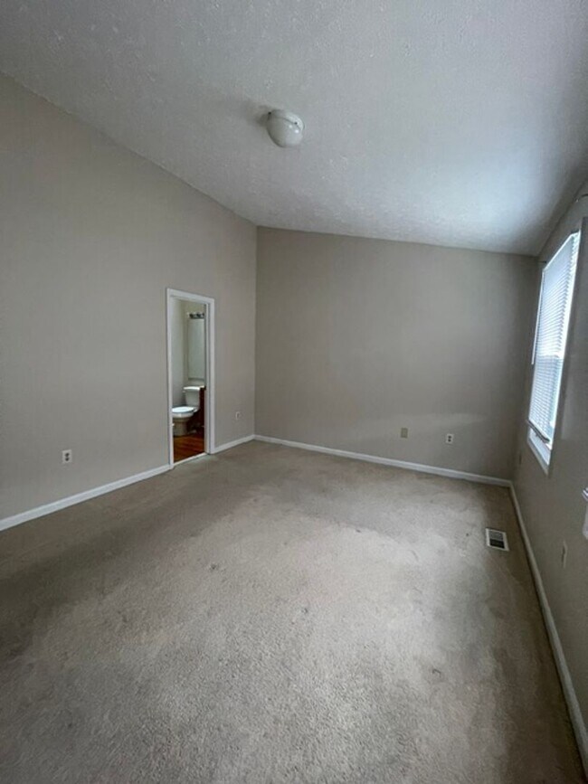 Building Photo - 806 Flagler Dr