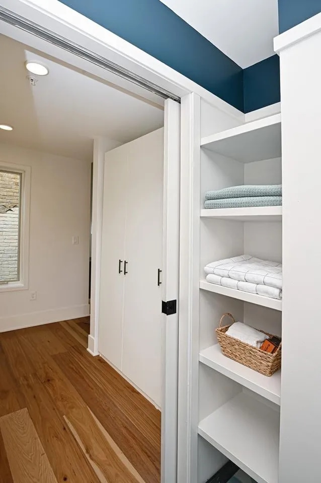 Building Photo - 32 E Court St