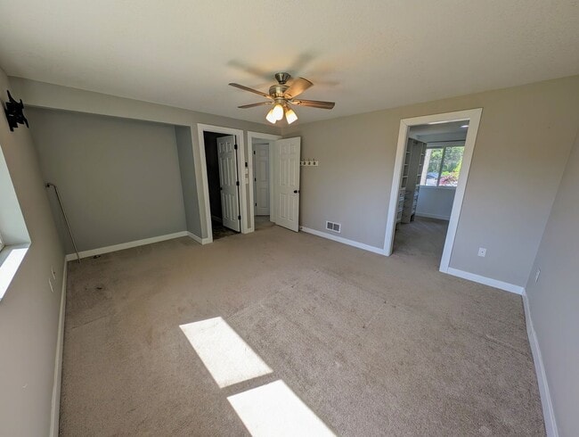 Building Photo - Large 4 Bedroom Home for rent in PO - Over Two Acres and Room to Roam!