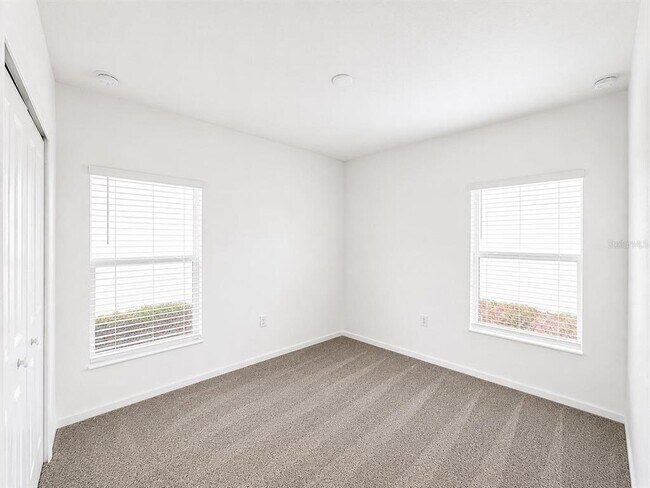 Building Photo - 360 Loch Ct