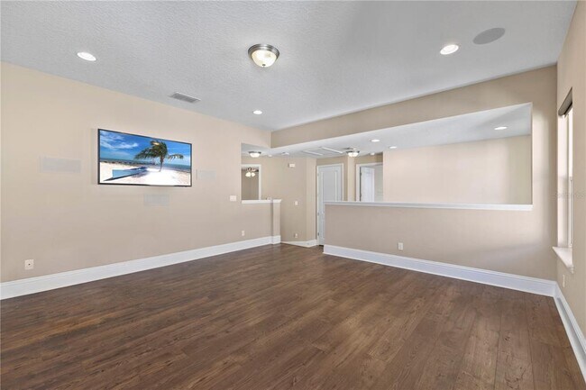 Building Photo - 13041 Gabor Ave
