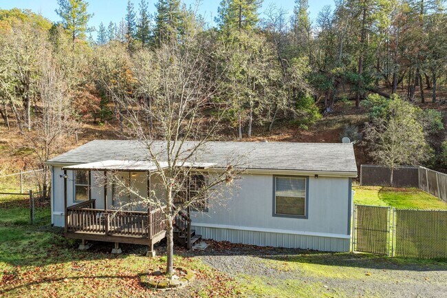 Building Photo - 2170 HWY 238