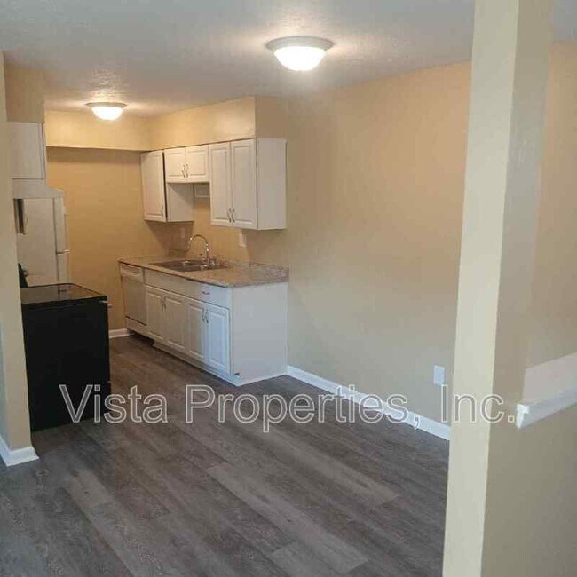 Building Photo - 4119 Glen Hill Manor Dr
