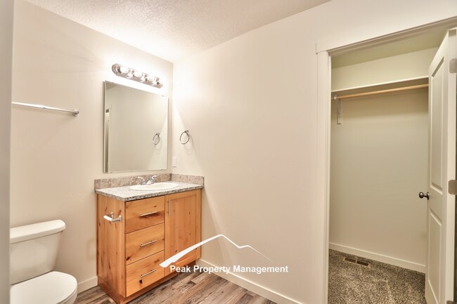 Building Photo - 76 S Drifter Loop