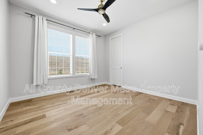 Building Photo - 16910 W 95th Pl