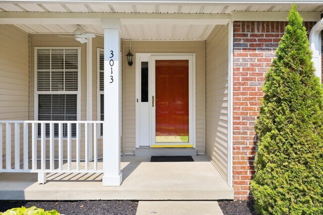 Building Photo - 3013 Redbud Ct