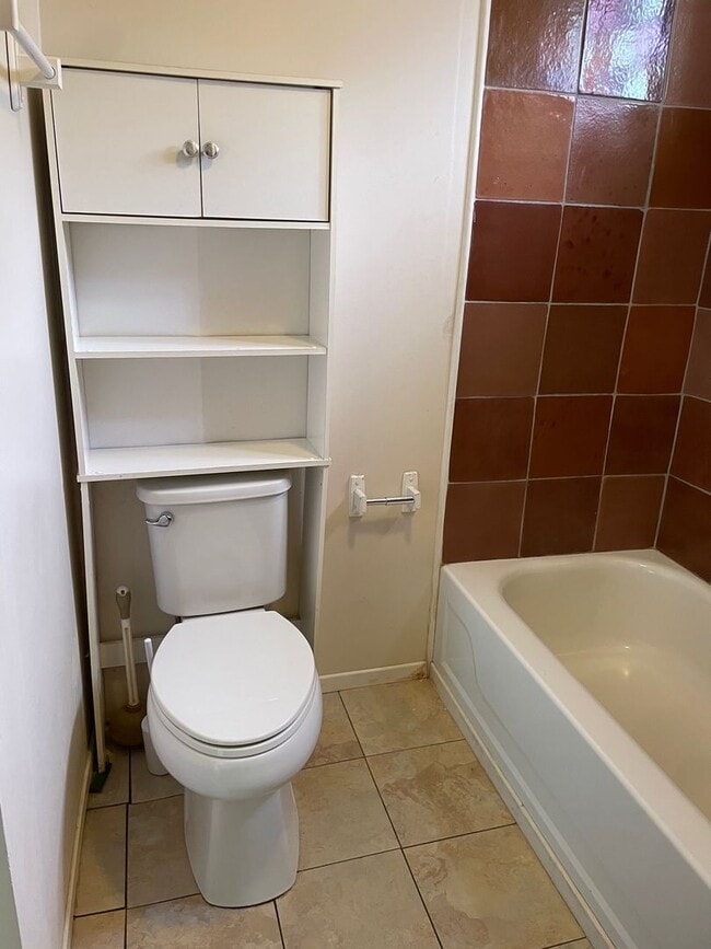 Building Photo - 2 BED, 1 BATH HOME LOCATED IN STAR