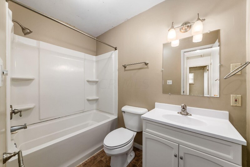 Building Photo - 740 Stinchcomb Dr
