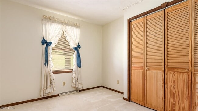 Building Photo - 5650 Dillon Hills Dr