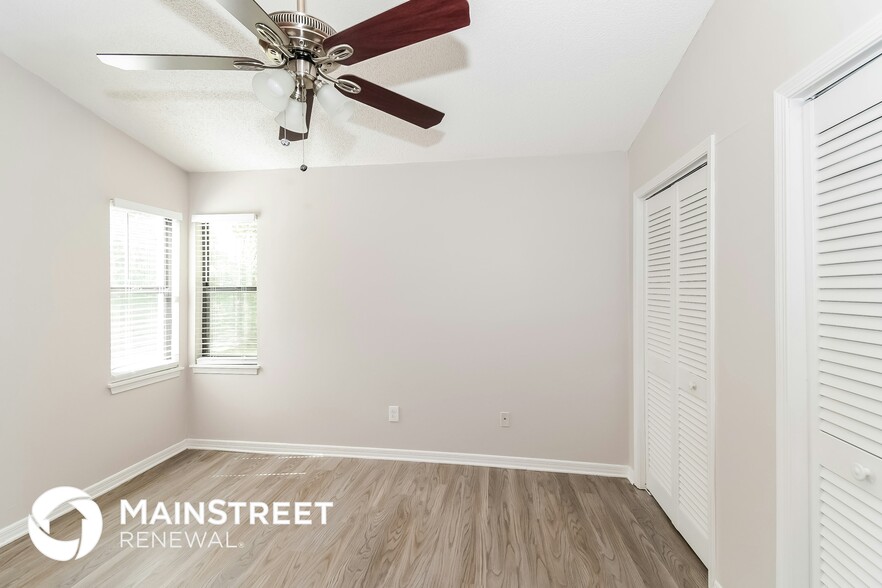 Building Photo - 13025 Bent Pine Ct E