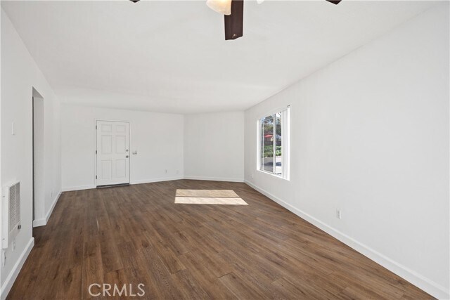 Building Photo - 803 Calle Puente