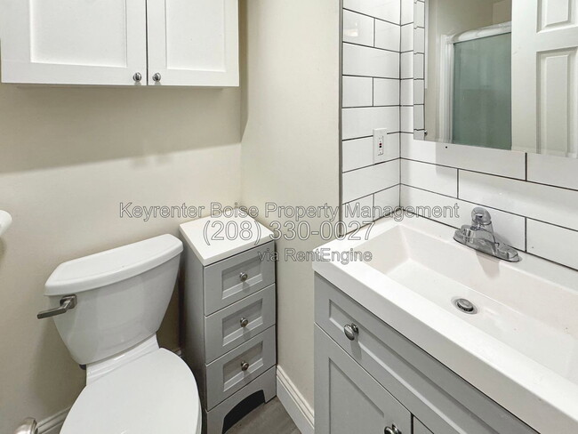 Building Photo - 2124 N 15th St