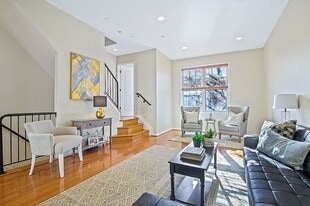 Building Photo - 2016 Fleet St