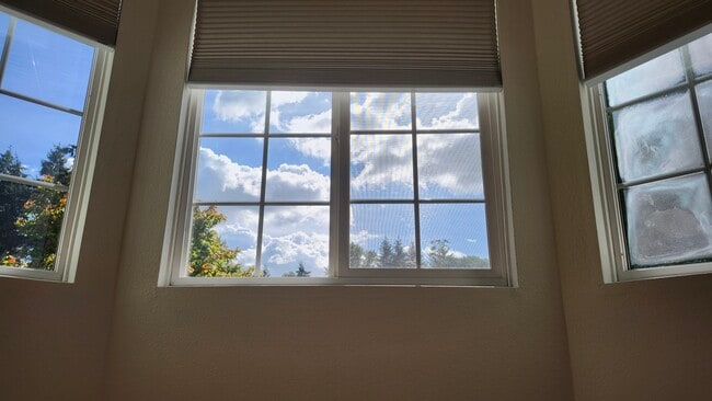 Building Photo - 35336 10th Pl SW