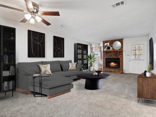 Building Photo - Castle Apartments