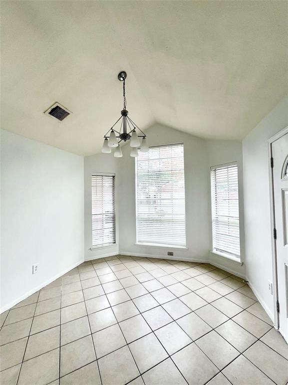 Building Photo - 10119 Reedwood Ln