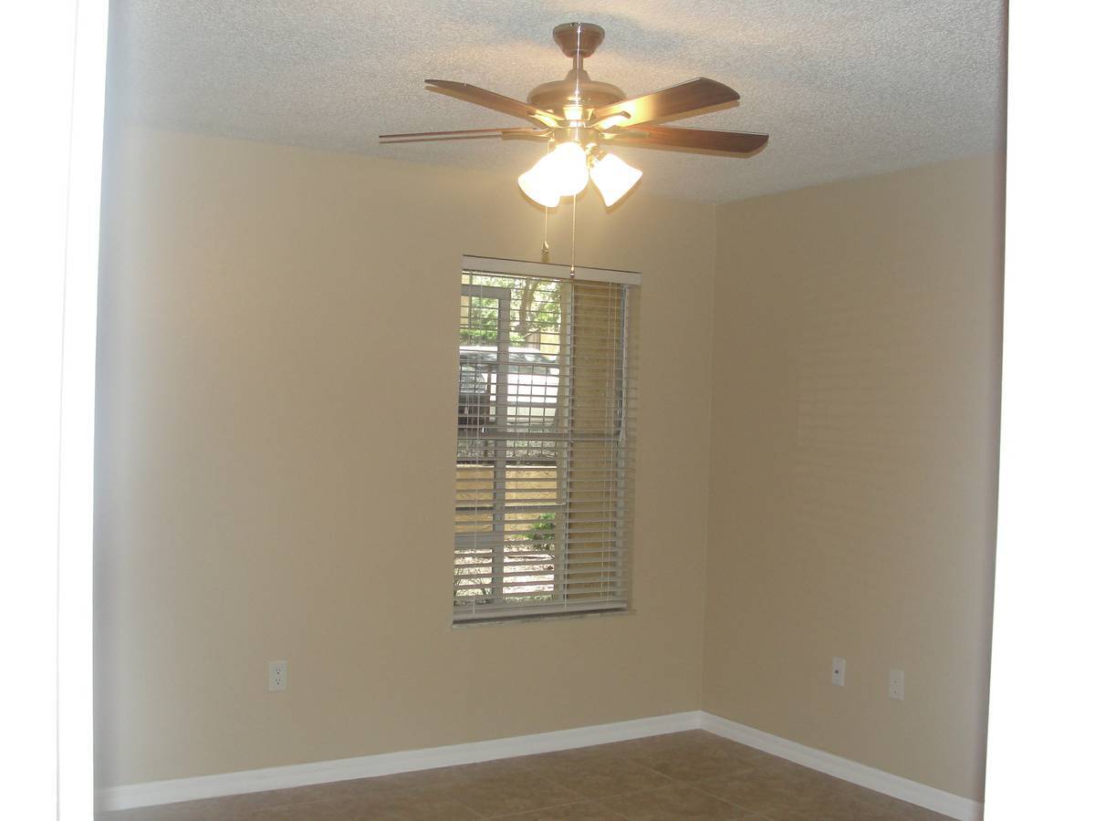 Bedroom - 629 Dory Ln