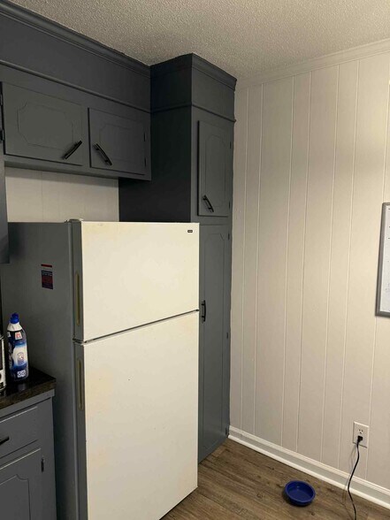 Kitchen 2 - 18A Apple Valley Ct