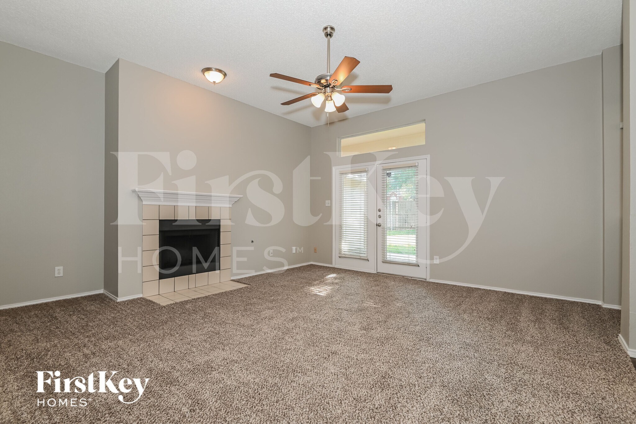 Building Photo - 925 Parkwood Trail