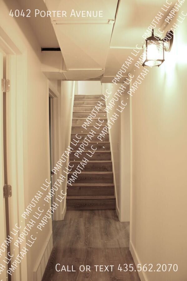 Building Photo - 4042 Porter Ave