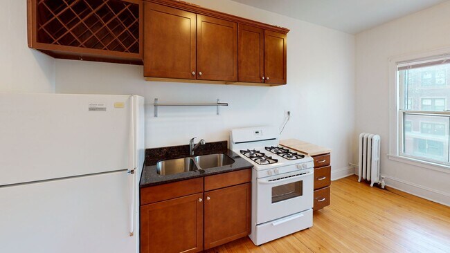 Interior Photo - Lor-West Apartments