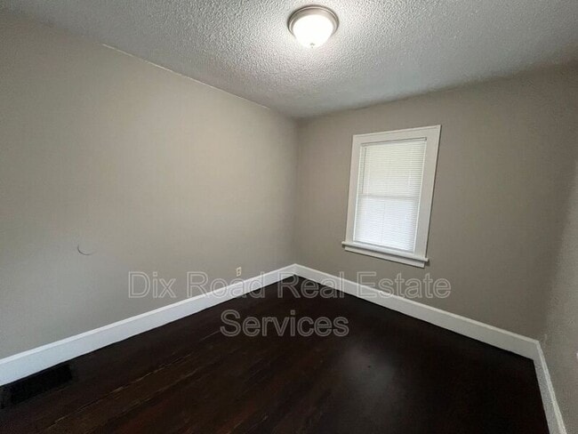 Building Photo - 306 Hudson Ave