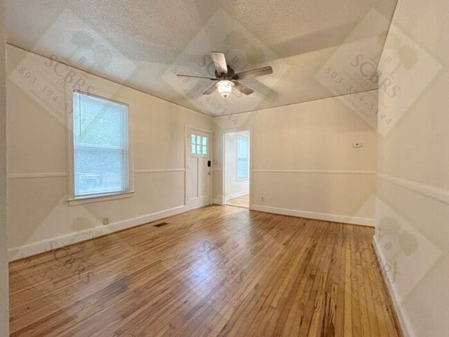 Building Photo - Charming 2-Bedroom Home in Rosewood Neighborhood